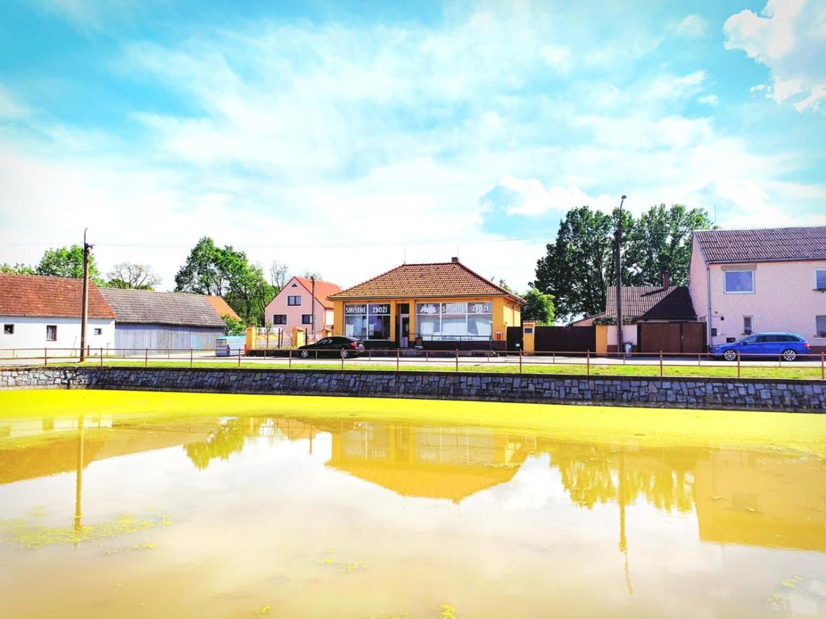 Penzion Kravín Bosilec Exterior foto